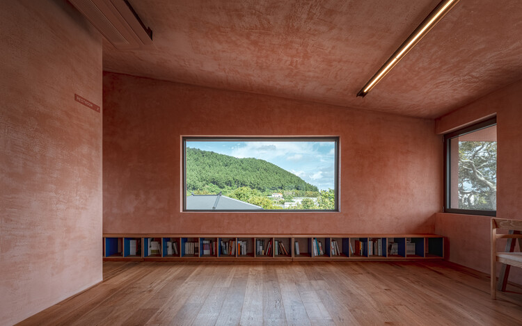 Casa dos Muros de Pedra / Atelier O - Fotografia de Interiores