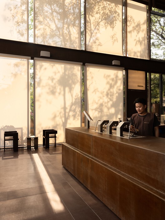 True Black Coffee Bar / NaaV Studio True Black Coffee Bar / NaaV Studio - Interior Photography, Wood, Glass