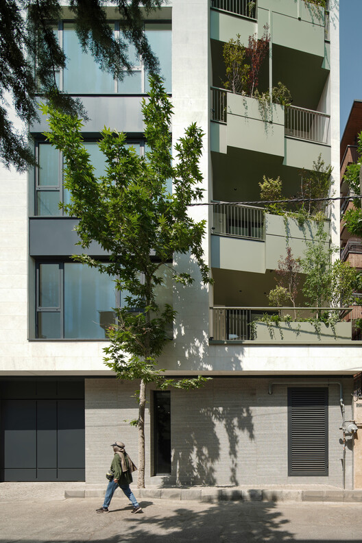 Shabtab Residential / STUDIO SAHEB - Image 3 of 19