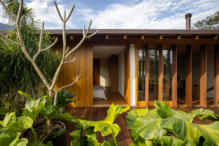 Residencia Drn / Pitta Arquitetura - Imágenes 6 de 33