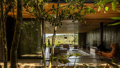 Casa 258 / Cornetta Arquitetura