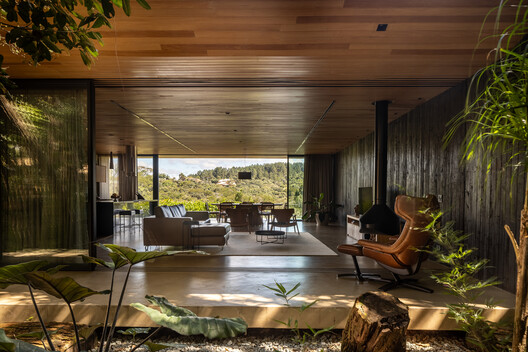 Casa 258 / Cornetta Arquitetura - Fotografía interior, Madera, Sillas