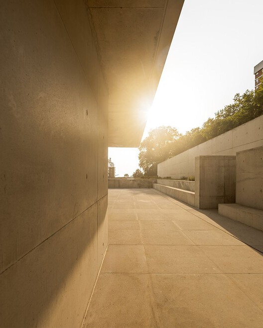 米拉马尔海景大厦 / OODA 米拉马尔海景大厦 / OODA - 16 的图像 31