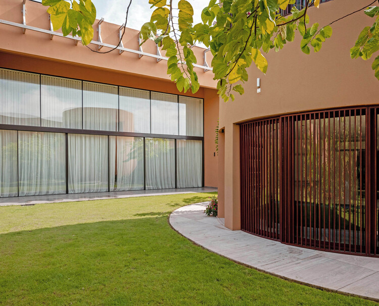 Casa Marcory / Canales Lombardero + Espacio Atma - Fotografía de Interiores, Jardín, Patio Interior