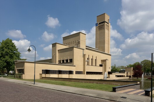 Hilversum Town Hall: Willem Dudok’s Monument to Civic Architecture - Image 18 of 29