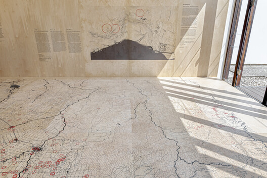 巴西馆在 2025 年威尼斯双年展上探索亚马逊地区的古老基础设施 - 11 的图像 35