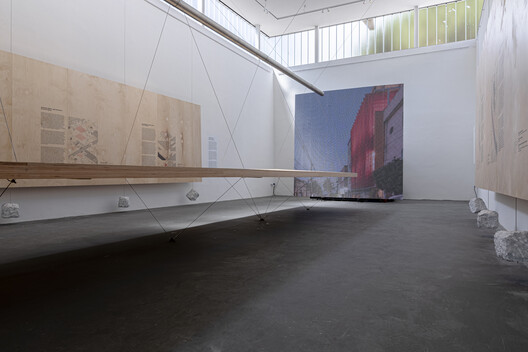 巴西馆在 2025 年威尼斯双年展上探索亚马逊地区的古老基础设施 - 16 的图像 35