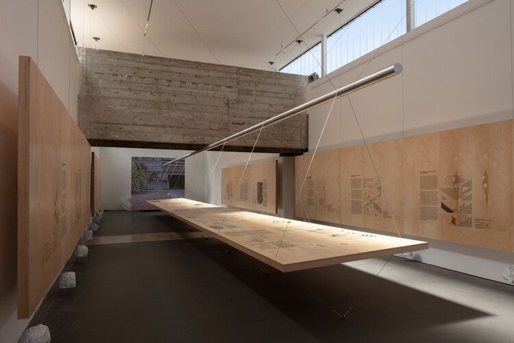 巴西馆在 2025 年威尼斯双年展上探索亚马逊地区的古老基础设施 - 20 的图像 35