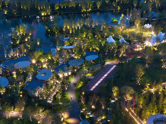 Segundo baño público en la Isla Luke, Wuhan / Atelier Palimpsest - Imagen 17 de 31