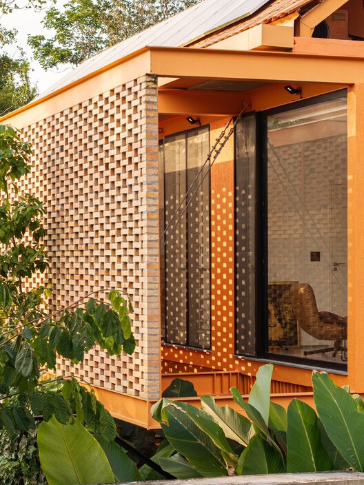 House Pupunha / Laurent Troost Architecture + Hana Eto Gall Beautificación - Imágenes 16 de 28