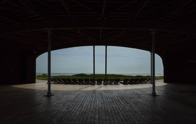 KCP/Deb+Student Center Mazzanti Team - Imagen 7 de 32