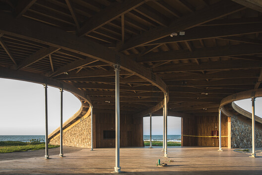 Salinas del Rey 水上运动中心 / DEB + El Equipo Mazzanti - 6 的图像 32