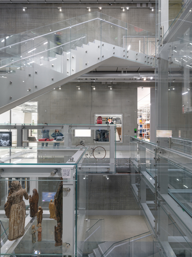 Museum Backstage Gallery of Behind the Scenes, On Display: Self-Curated Journeys through ...