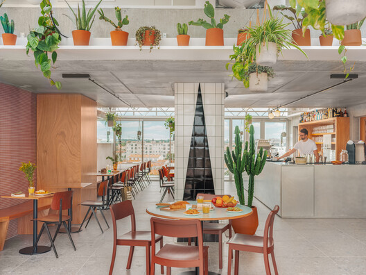 Vertime Hotel / Block Architectes - Interior Photography, Dining room, Chair