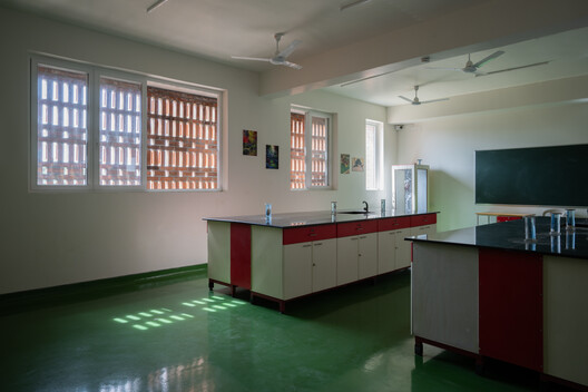 Escola Anjuman / KSM Architecture - Fotografia de Interiores, Cozinha