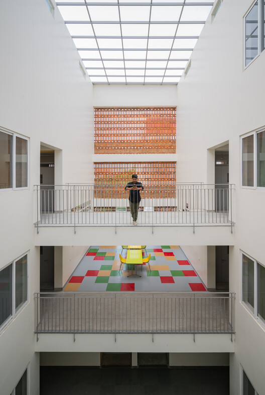 Escola Anjuman / KSM Architecture - Fotografia de Interiores