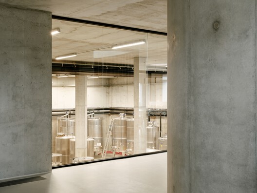 Winery Tenute Maestrale / Spaziozero + X Architekten Winery Tenute Maestrale / Spaziozero + X Architekten - Image 12 of 25