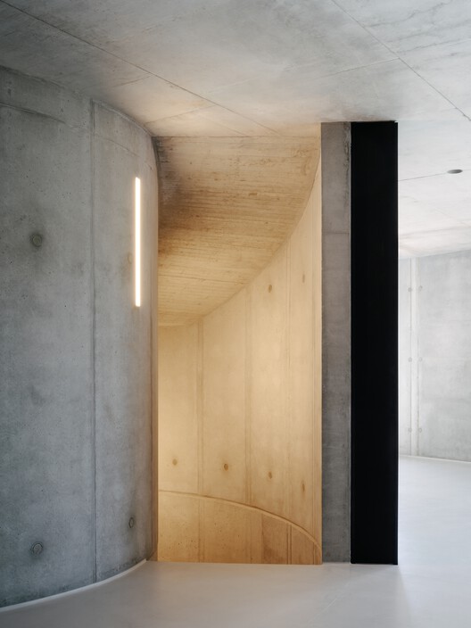 Winery Tenute Maestrale / Spaziozero + X Architekten Winery Tenute Maestrale / Spaziozero + X Architekten - Image 18 of 25