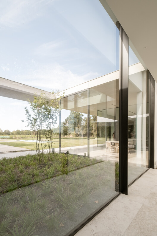 Concrete Villa / Cocoon Architecten Concrete Villa / Cocoon Architecten - Image 25 of 30