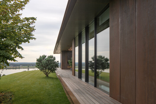 Casa na Encosta / 77 Studio architecture - Imagem 15 de 30