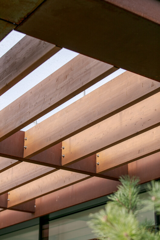 Casa na Encosta / 77 Studio architecture - Fotografia de Interiores, Madeira, Viga