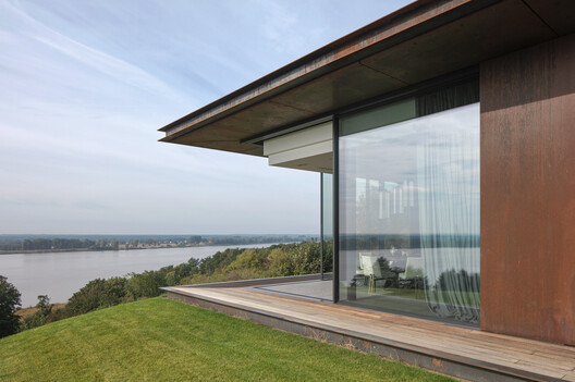 Casa na Encosta / 77 Studio architecture - Imagem 20 de 30