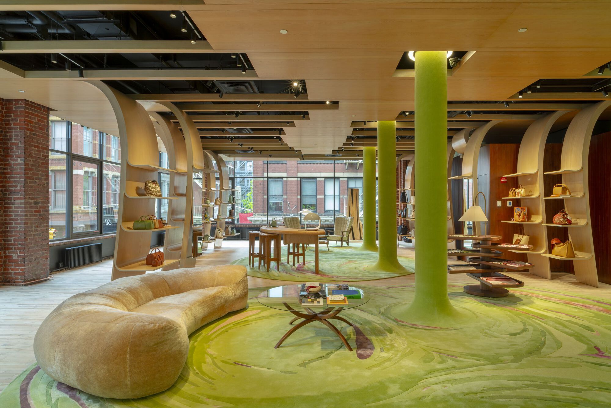 Longchamp Boutique / Heatherwick Studio