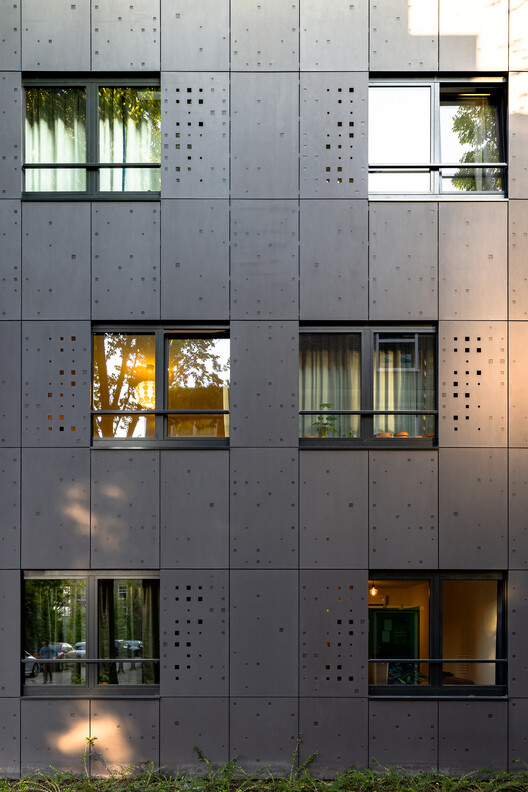 Suíte 9 no Campus da Universidade de Tecnologia de Delft / Studioninedots - Imagem 13 de 30