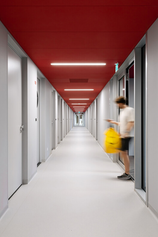 Suíte 9 no Campus da Universidade de Tecnologia de Delft / Studioninedots - Fotografia de Interiores