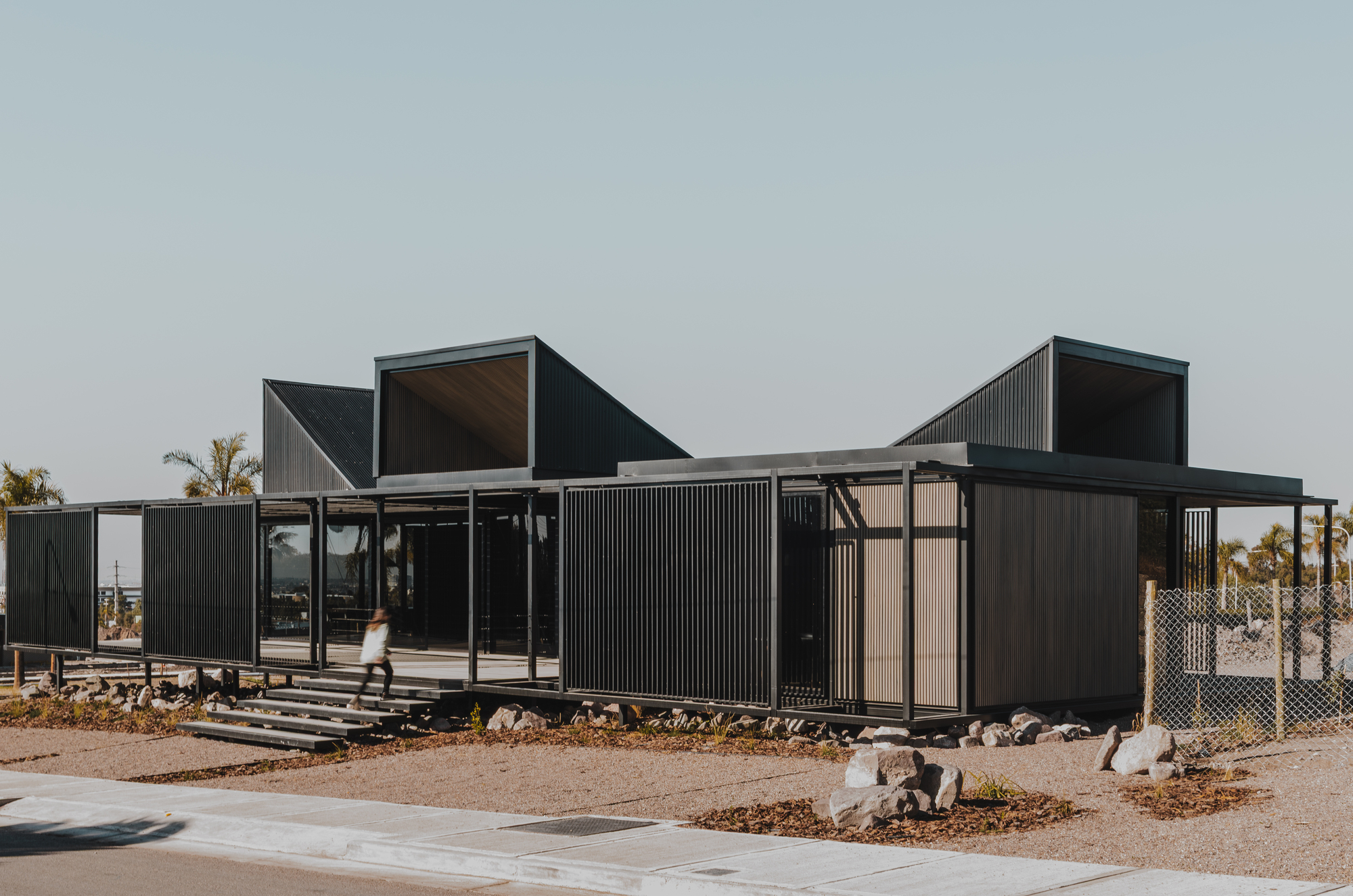 Temporary Commercial Pavilion - Visitor Center / FP/ARQS.