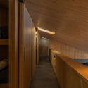 Labase House / Alric Galindez Architects - Fotografía interior, madera