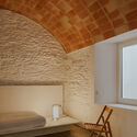 Fisherman's House de Cadax/Bepatabela + Jordi Pagès - Fotografía interior, madera, iluminación, dormitorio, cama