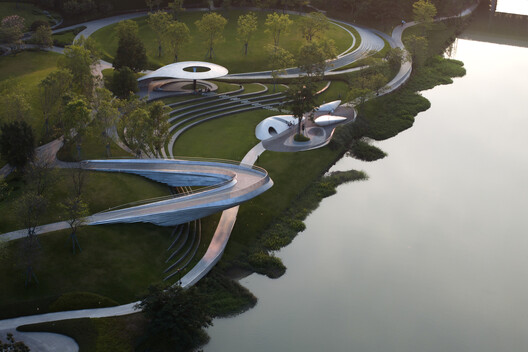 Pazhou South Waterfront Park / SWA Group - Image 12 of 33