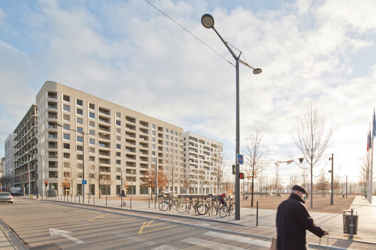 Vivienda Social Lyon, La Confluence / Tatiana Bilbao ESTUDIO - Fotografía exterior