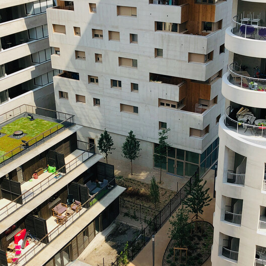 Vivienda Social Lyon, La Confluence / Tatiana Bilbao ESTUDIO - Imagen 8 de 18