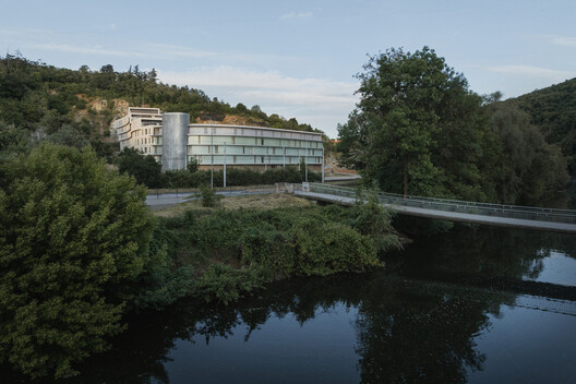 迪奥里特住宅 / Architekti DRNH - 建筑图