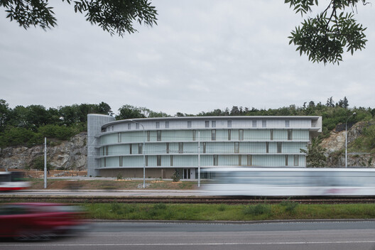 迪奥里特住宅 / Architekti DRNH - 建筑图