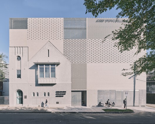 Top 50 Most Inspiring Brick Buildings Around the World - Image 4 of 10