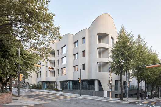 Maison Le Sommet / Chiasmus Partners - Image 7 of 31