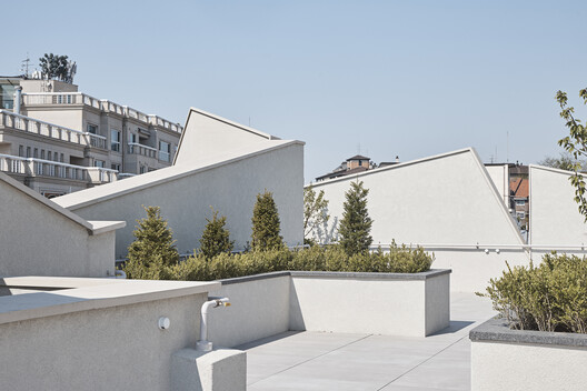 Maison Le Sommet / Chiasmus Partners - Image 3 of 31