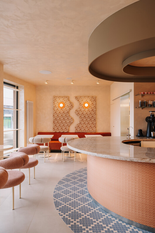 Sunday Café-Playroom / CUDO: - Interior Photography, Chair