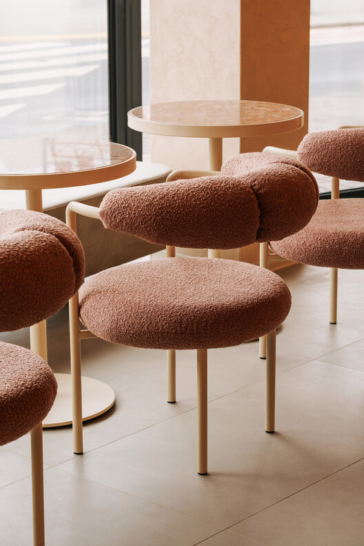 Sunday Café-Playroom / CUDO: - Interior Photography, Living Room