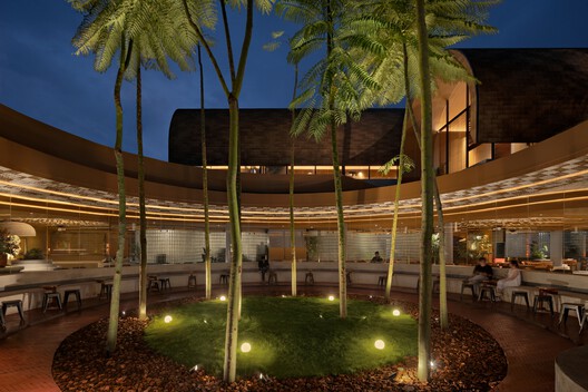 Abrigos no Jardim em Declive / RAD+ar (Research Artistic Design + architecture) - Imagem 27 de 35