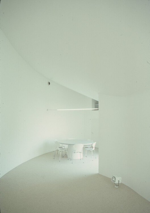 大师经典：伊东丰雄最有灵性的设计：为他姐姐设计的新住宅 / Toyo Ito - 室内图