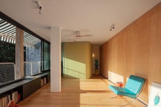 Casa Nativa / FROM - Fotografía interior, Madera