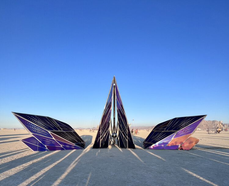 Burning Man 2025: 15 Temporary Installations in the Black Rock Desert - Image 19 of 26