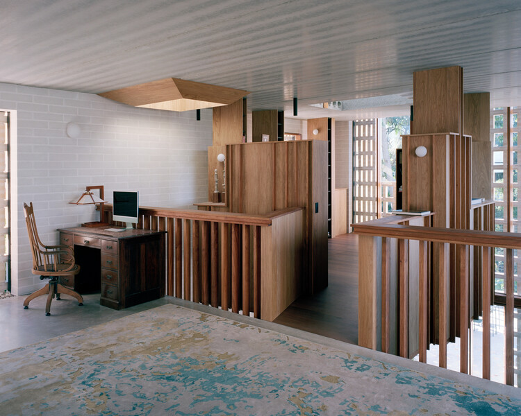 Casa Birdwood / Peter Besley - Fotografia de Interiores, Madeira, Cadeira