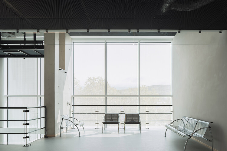 宇宙科学中心 / Arcane Architectes - 室内图, 椅子, 玻璃, 钢