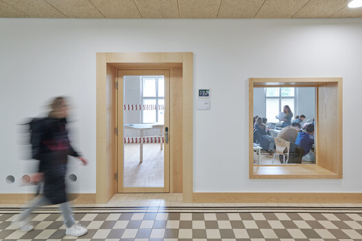 Gersthof Model School Renovation and Conversion / Franz&Sue - Interior Photography, Wood