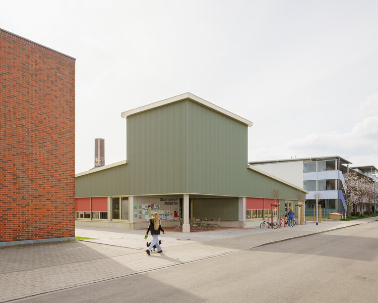 Neighborhood Center Augustin / nbundm* - Exterior Photography, Cultural Center